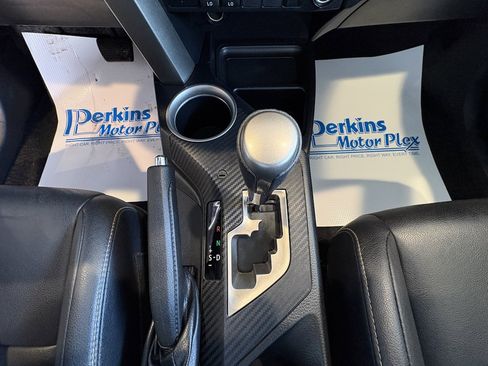 Used 2013 Toyota RAV4 Limited image 19