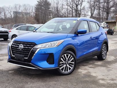 Used 2021 Nissan Kicks SV