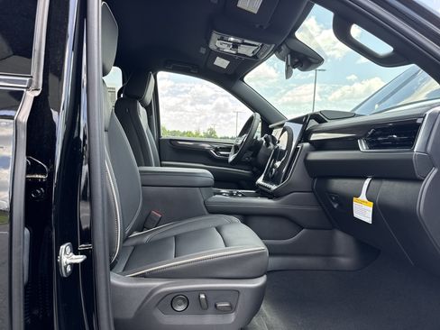 New 2026 GMC Yukon Elevation AWD/4WD image 28
