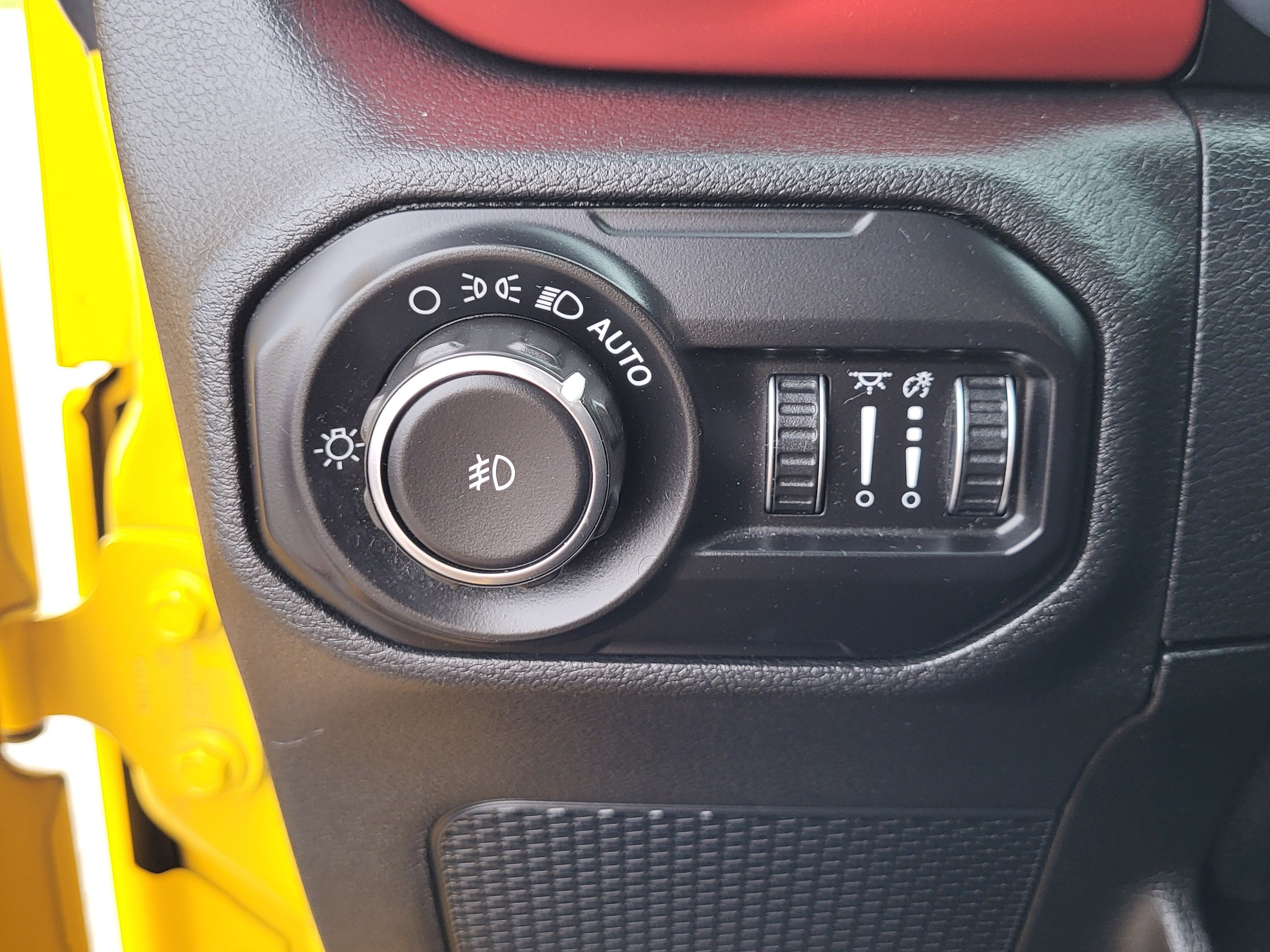 Used 2021 Jeep Wrangler Unlimited Rubicon AWD/4WD image 23