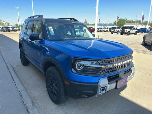 New 2026 Ford Bronco Sport Badlands AWD/4WD image 2