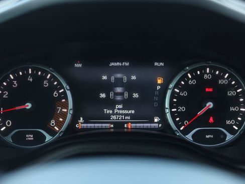 Used 2022 Jeep Renegade Limited w/ Sun, Sound & Wheels Group AWD/4WD image 16