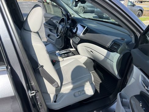 Used 2017 Honda Pilot Elite image 35