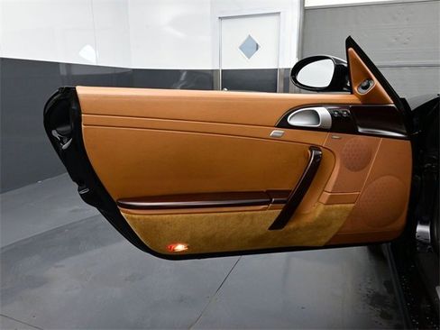 Used 2008 Porsche 911 Carrera 4S image 7