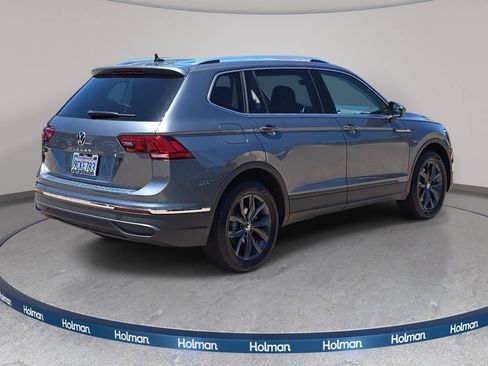 Used 2022 Volkswagen Tiguan SE FWD image 6