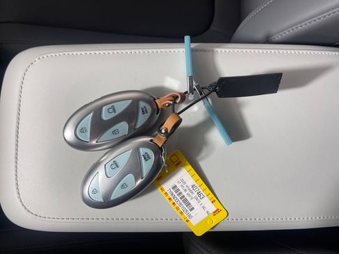 Certified 2025 Hyundai Ioniq 5 SEL image 26