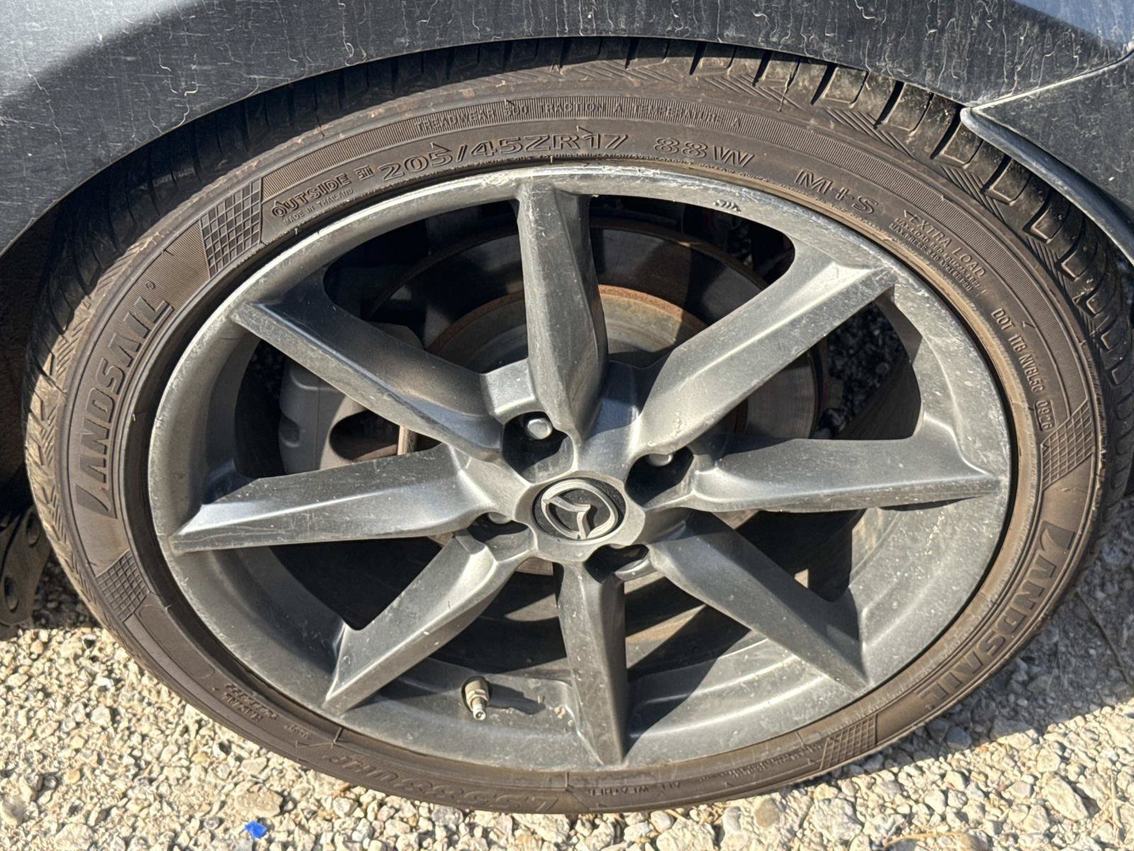 Used 2018 MAZDA MX-5 Miata RF Grand Touring RWD image 6