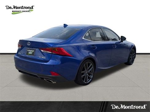 Used 2020 Lexus IS 300 F Sport w/ Blackline Edition image 5