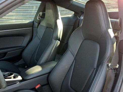 Certified 2025 Porsche 911 Carrera S RWD image 5