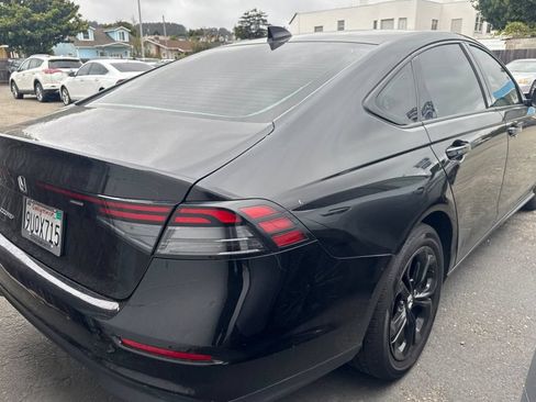 Used 2025 Honda Accord SE image 5