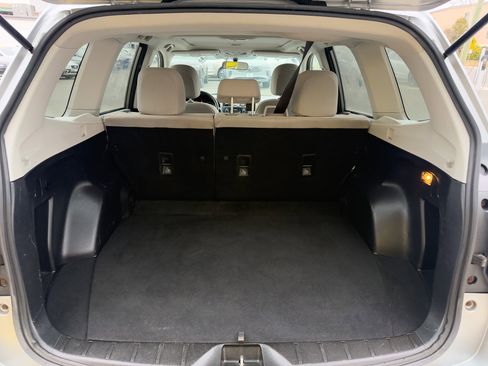 Used 2015 Subaru Forester 2.5i Premium w/ All-Weather Package image 8