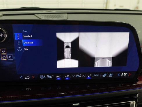 Used 2025 Chevrolet Traverse RS w/ LPO, Floor Liner Package FWD image 19