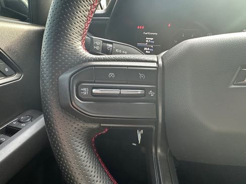 Used 2024 Chevrolet Colorado Trail Boss w/ Technology Package image 17