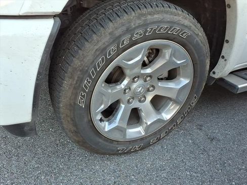 Used 2025 RAM 1500 Big Horn AWD/4WD image 5