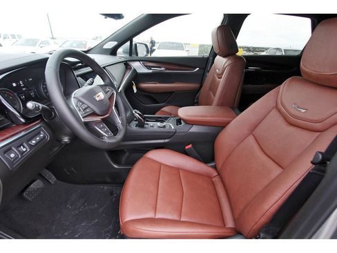 New 2026 Cadillac XT5 Premium Luxury w/ Driver Assist Package FWD image 6