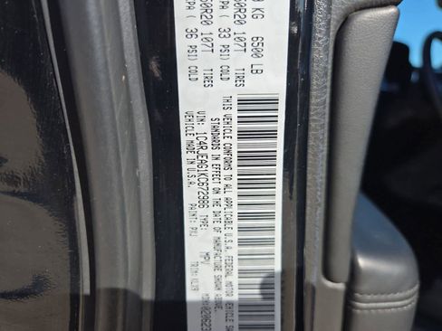 Used 2019 Jeep Grand Cherokee Altitude image 36