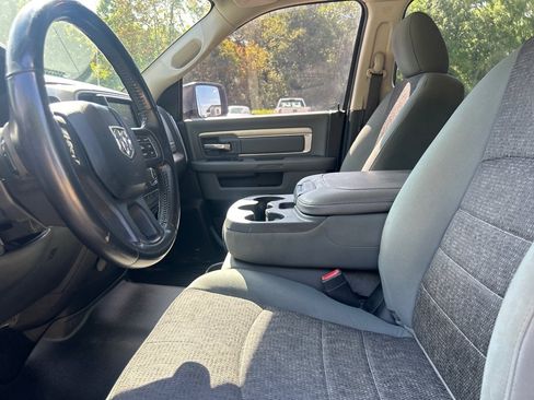 Used 2019 RAM 1500 Big Horn RWD image 8