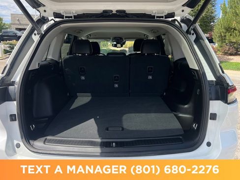Used 2023 Jeep Grand Cherokee Limited w/ Trailer Tow Prep Group (B) AWD/4WD image 22