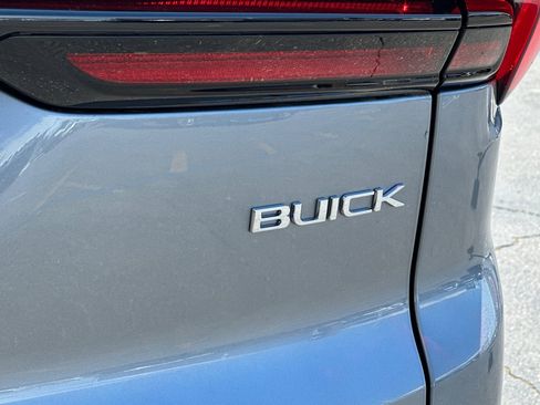 New 2025 Buick Enclave Sport Touring image 7