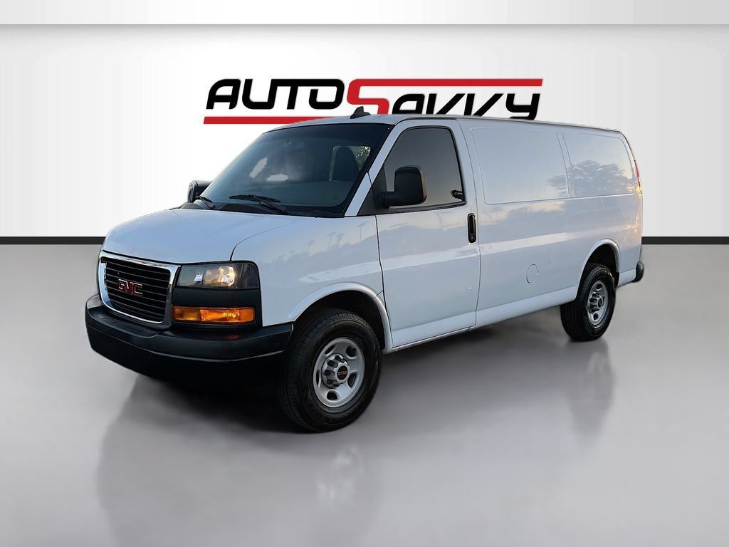 Used 2022 GMC Savana 2500 w/ Driver Convenience Package RWD image 3