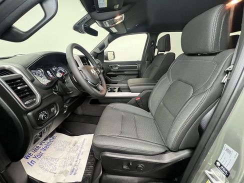 New 2026 RAM 1500 4x4 Crew Cab image 4