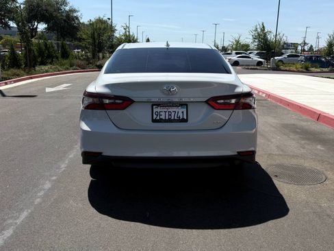 Used 2023 Toyota Camry LE w/ Convenience Package FWD image 9