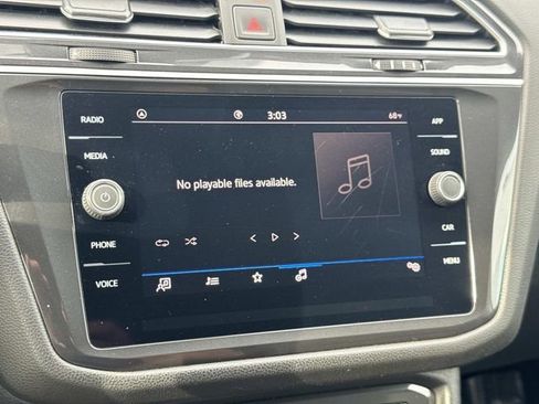 Used 2023 Volkswagen Tiguan SE image 19