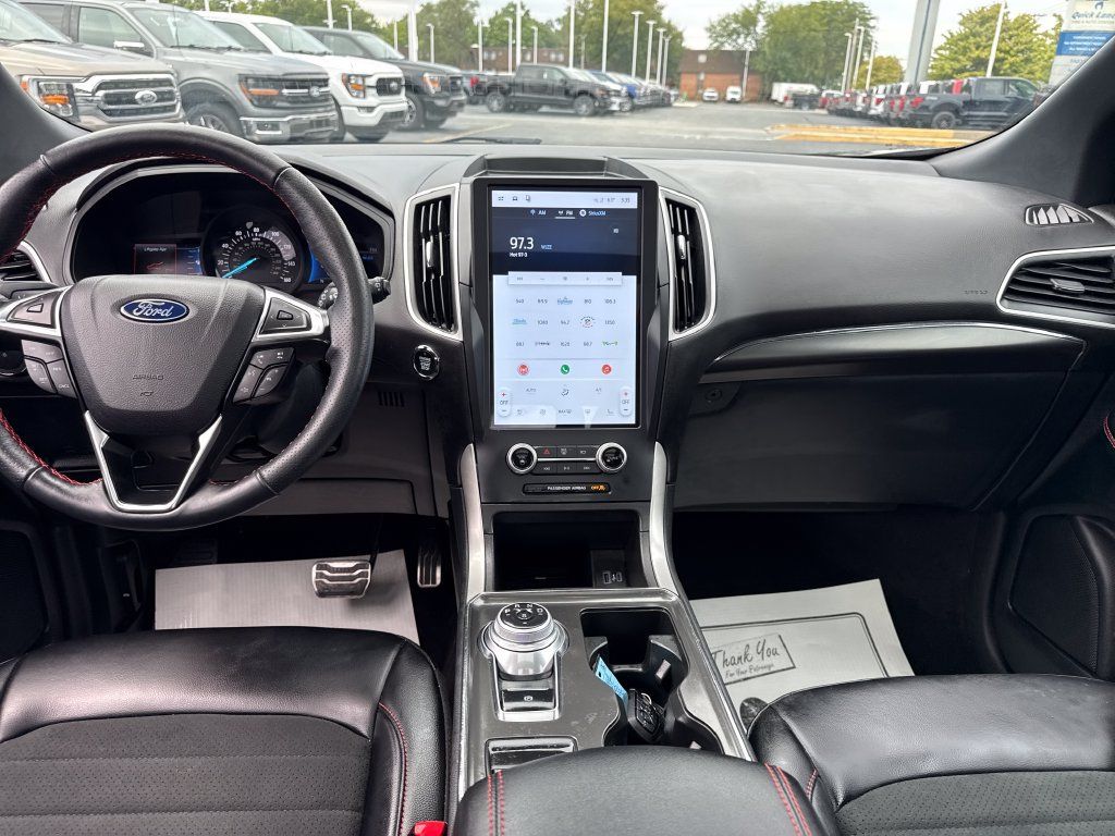 Used 2024 Ford Edge ST-Line AWD/4WD image 17