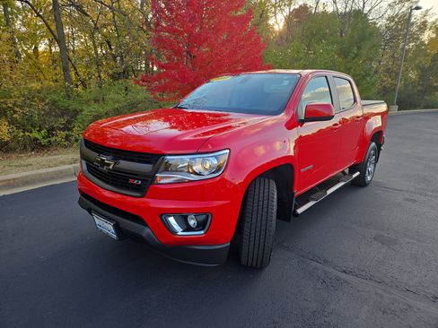 Used 2019 Chevrolet Colorado Z71 image 4