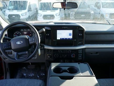 New 2026 Ford F250 XLT w/ FX4 Off-Road Package AWD/4WD image 4