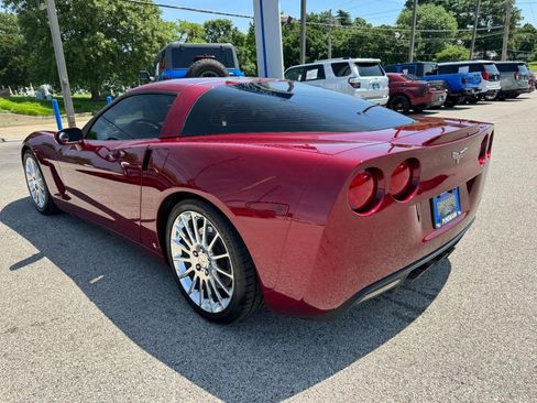 Used 2007 Chevrolet Corvette Coupe w/ Preferred Equipment Group RWD image 5