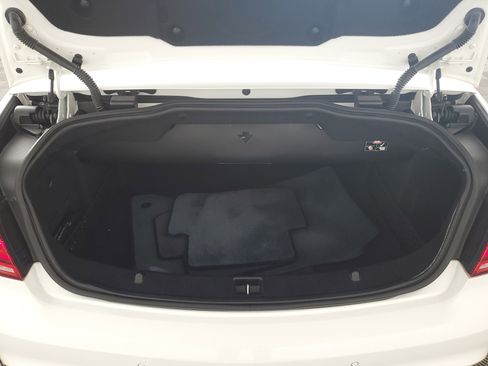 Used 2015 Mercedes-Benz E 550 Cabriolet image 32