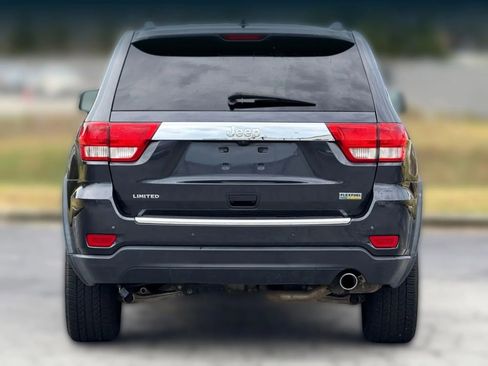 Used 2013 Jeep Grand Cherokee Limited image 4