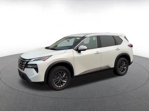 Used 2026 Nissan Rogue SV AWD/4WD image 8