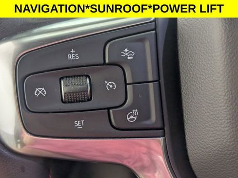 Used 2019 Chevrolet Blazer RS FWD image 17