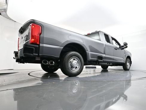 Used 2026 Ford F250 XL RWD image 32