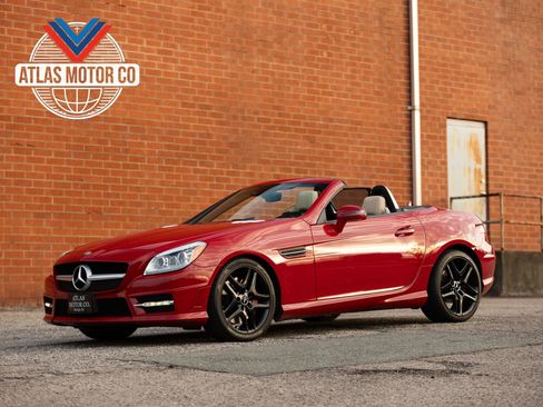 Used 2016 Mercedes-Benz SLK 350 image 1