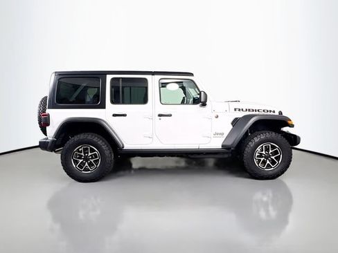 Used 2026 Jeep Wrangler Unlimited Rubicon AWD/4WD image 8
