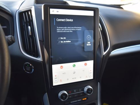 Certified 2022 Ford Edge SEL w/ Sport Appearance Package image 13