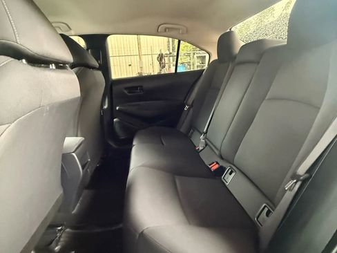 Used 2022 Toyota Corolla LE image 15