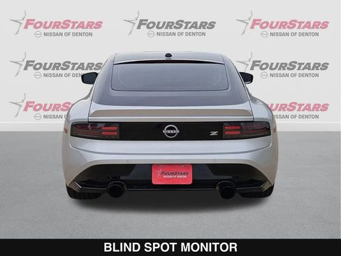 Used 2024 Nissan Z Performance w/ Floor Mat Package image 5