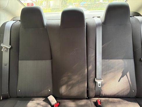 Used 2025 Nissan Sentra SV FWD image 37