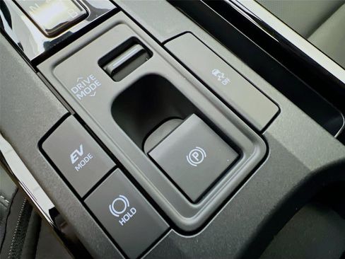 New 2026 Toyota Prius XLE image 16