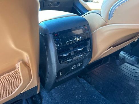 Used 2025 Jeep Grand Cherokee L Summit AWD/4WD image 13