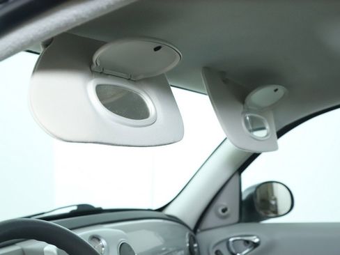 Used 2007 Chrysler PT Cruiser image 22