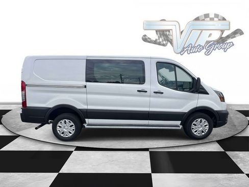 Used 2025 Ford Transit 250 Low Roof w/ Exterior Upgrade Package RWD image 5