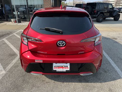 Used 2022 Toyota Corolla XSE FWD image 12