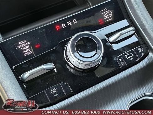 Used 2023 Jeep Grand Cherokee Trailhawk image 33