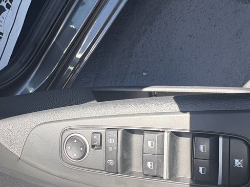 Used 2022 Kia Forte LXS FWD image 12