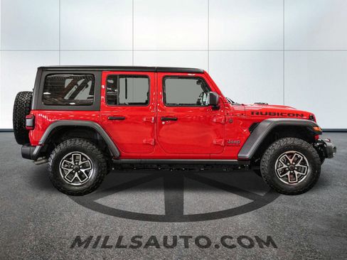 Used 2024 Jeep Wrangler Unlimited Rubicon image 9
